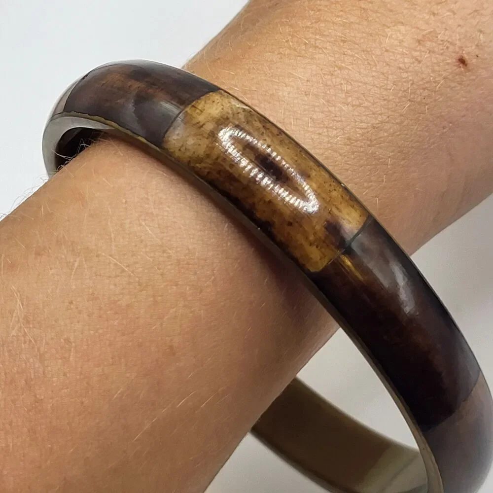 Vintage 70s Wood Inset Brass Bamgle Bracelet 2.6in dia Bohemian